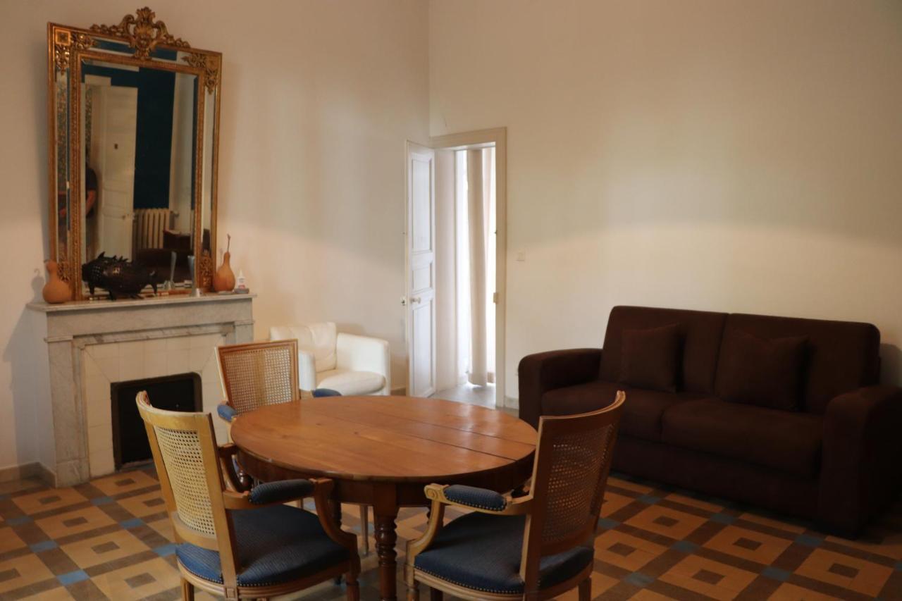 La maison du soleil Vauvert Extérieur photo