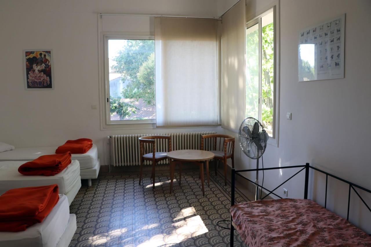 La maison du soleil Vauvert Extérieur photo